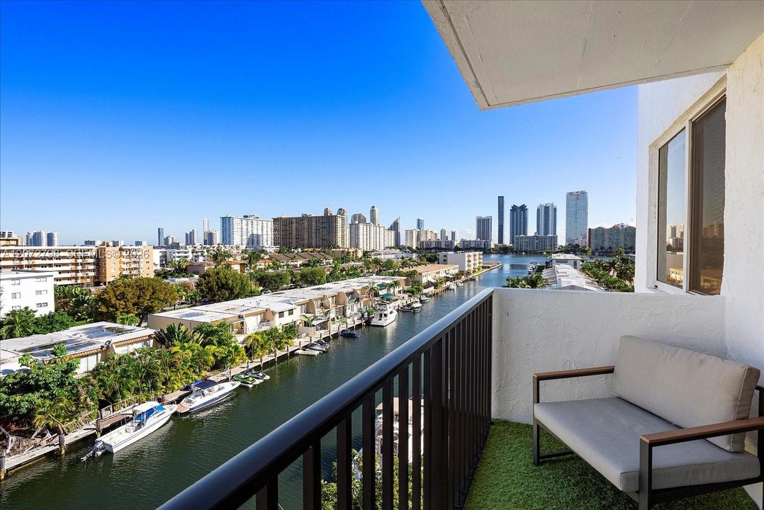 For Rent: $3,750 (3 beds, 2 baths, 1450 Square Feet)