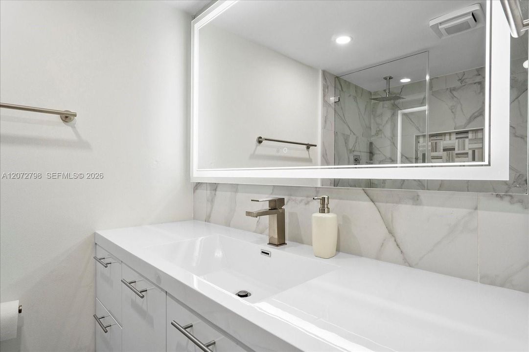For Rent: $3,750 (3 beds, 2 baths, 1450 Square Feet)