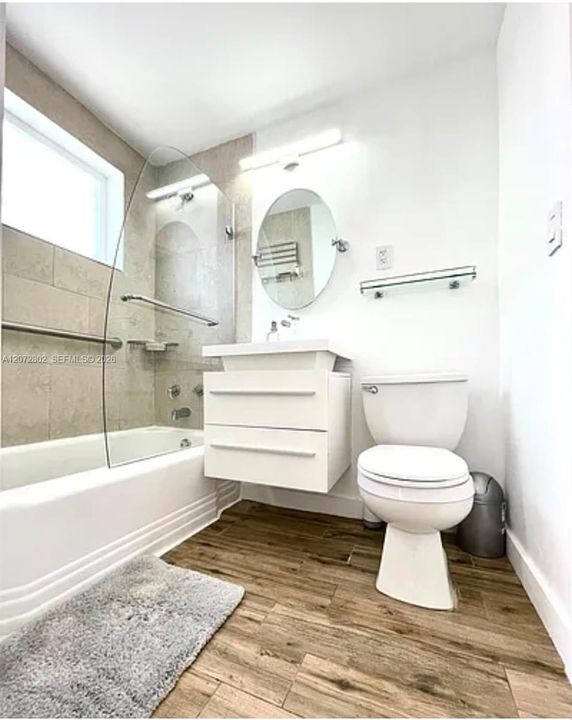 For Sale: $309,900 (2 beds, 2 baths, 943 Square Feet)