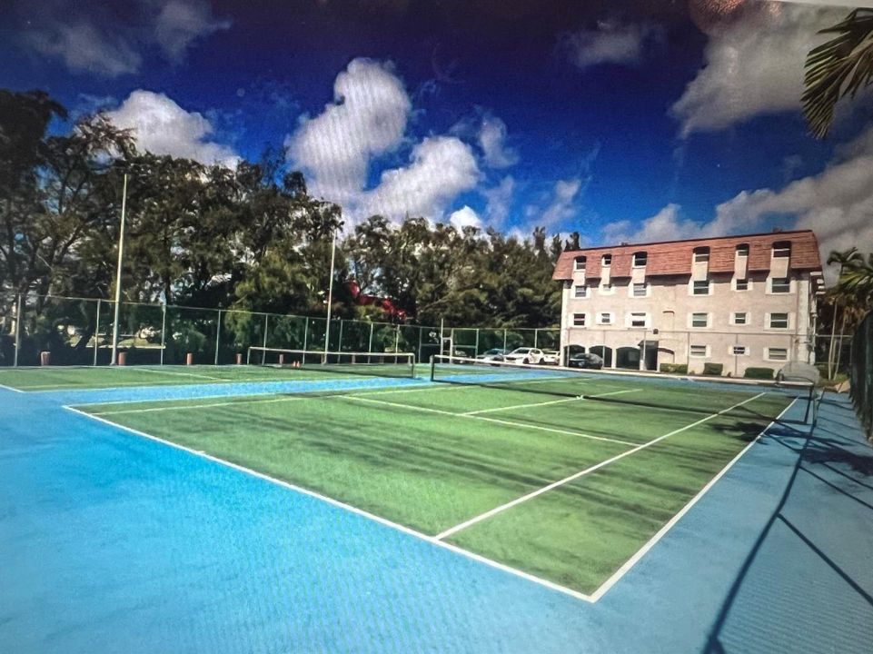 TENNIS CTS