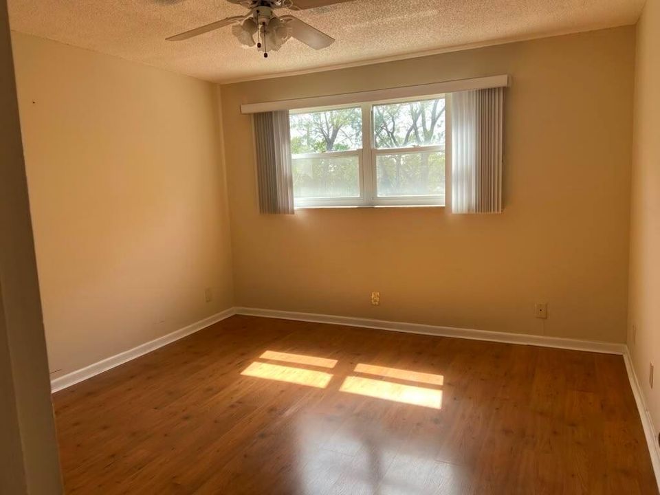BEDROOM #204N II