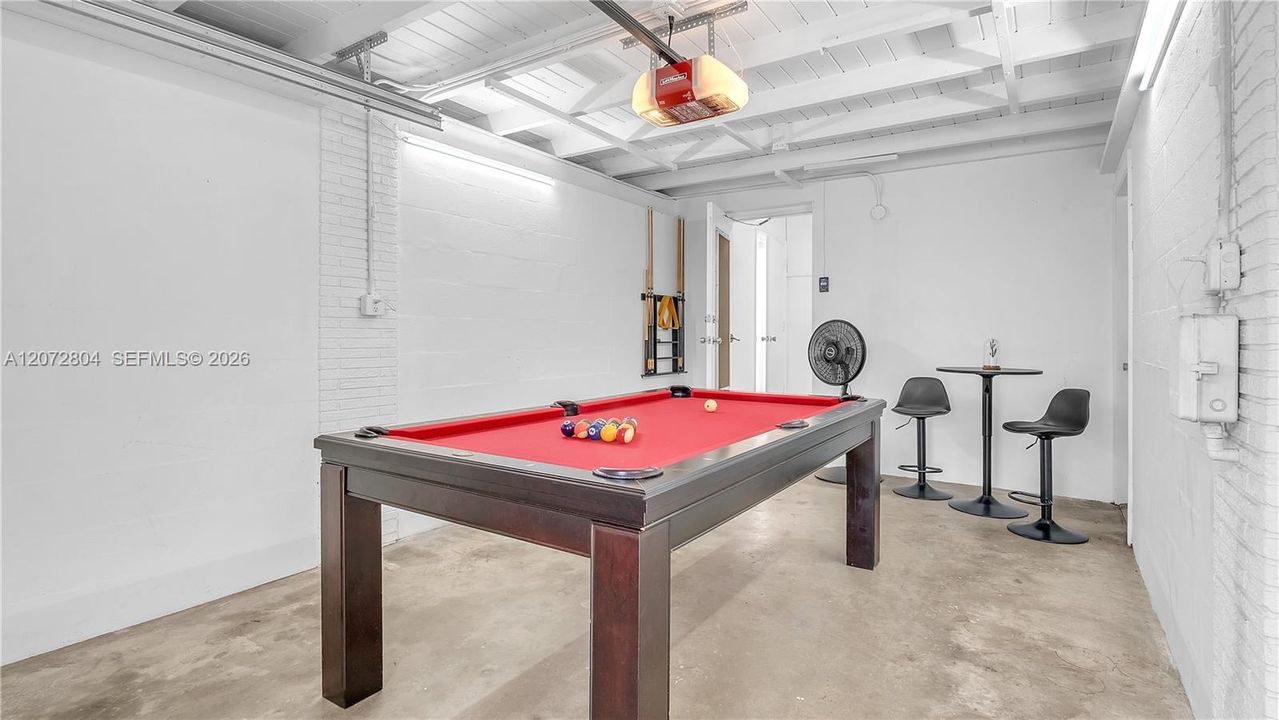For Sale: $1,074,995 (3 beds, 2 baths, 1470 Square Feet)