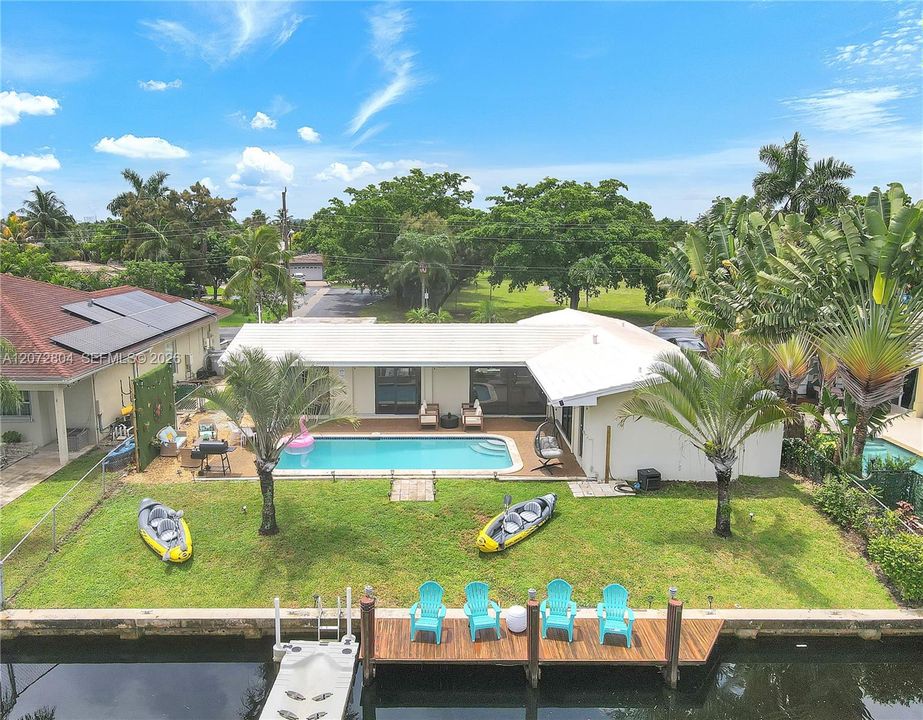 For Sale: $1,074,995 (3 beds, 2 baths, 1470 Square Feet)