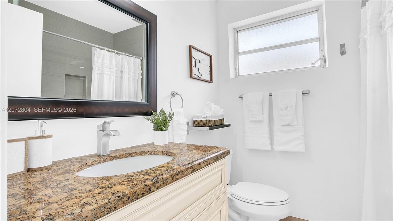For Sale: $1,074,995 (3 beds, 2 baths, 1470 Square Feet)
