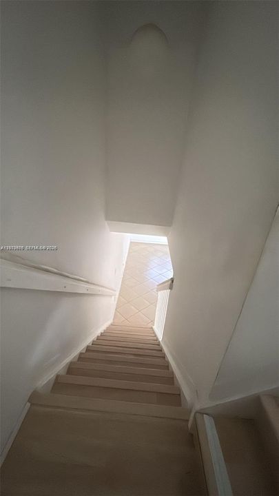 For Rent: $2,750 (2 beds, 2 baths, 1512 Square Feet)