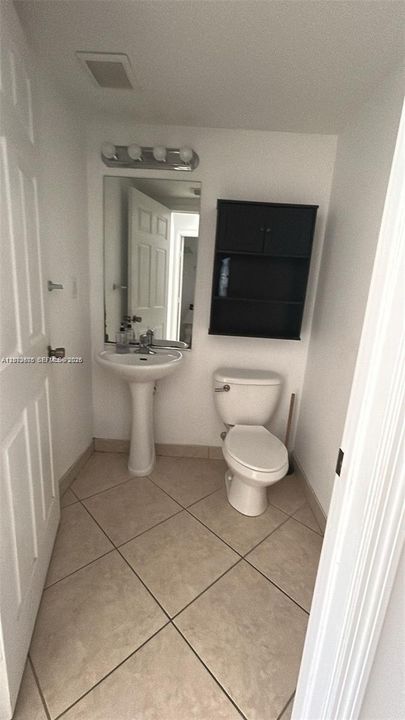 For Rent: $2,750 (2 beds, 2 baths, 1512 Square Feet)