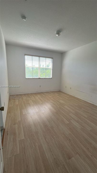 For Rent: $2,750 (2 beds, 2 baths, 1512 Square Feet)