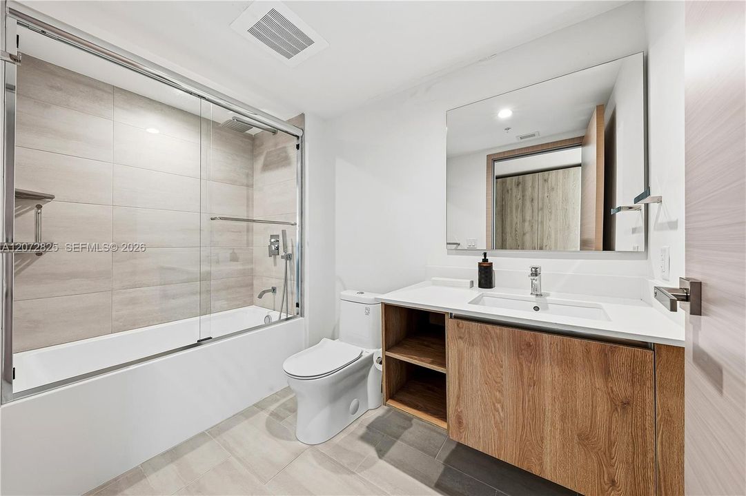 For Rent: $9,995 (3 beds, 3 baths, 2055 Square Feet)