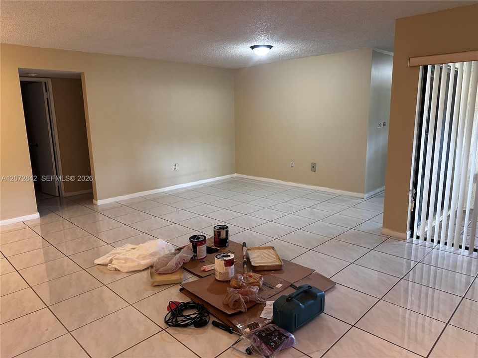 For Rent: $2,650 (2 beds, 2 baths, 1200 Square Feet)