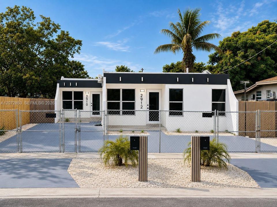 For Sale: $680,000 (0 beds, 0 baths, 1524 Square Feet)