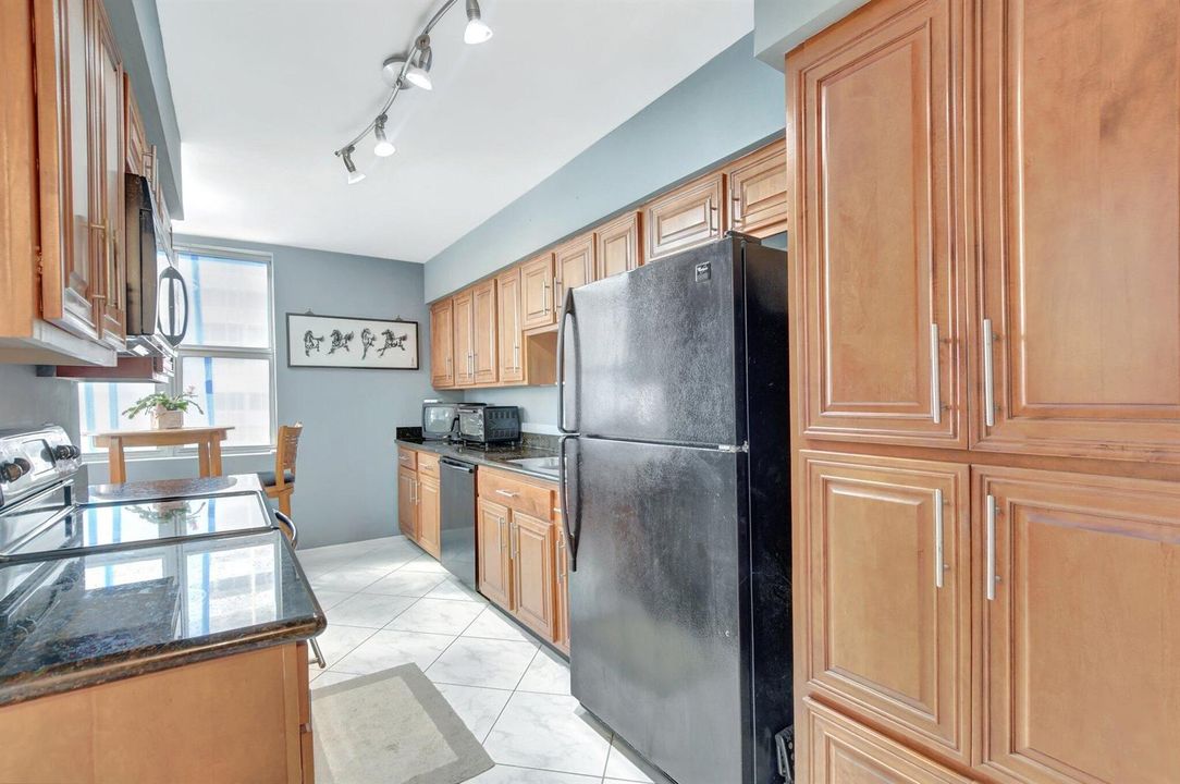 kitchen2e