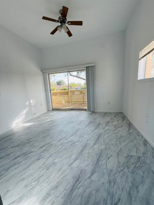 Upstairs 2nd bedroom