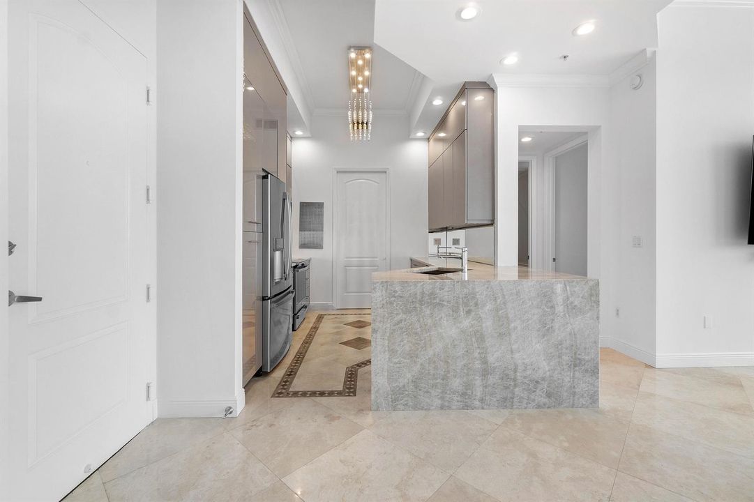 Quartzite Waterfall Counters