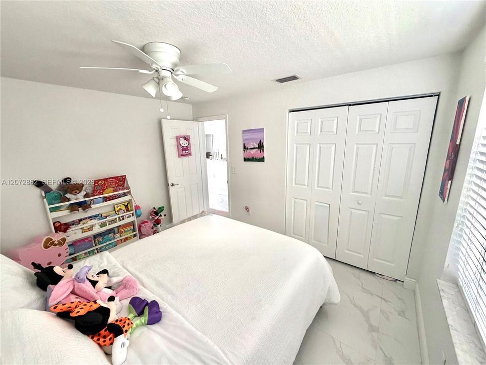 For Sale: $740,000 (4 beds, 3 baths, 2032 Square Feet)