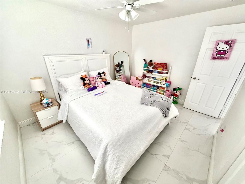 For Sale: $740,000 (4 beds, 3 baths, 2032 Square Feet)