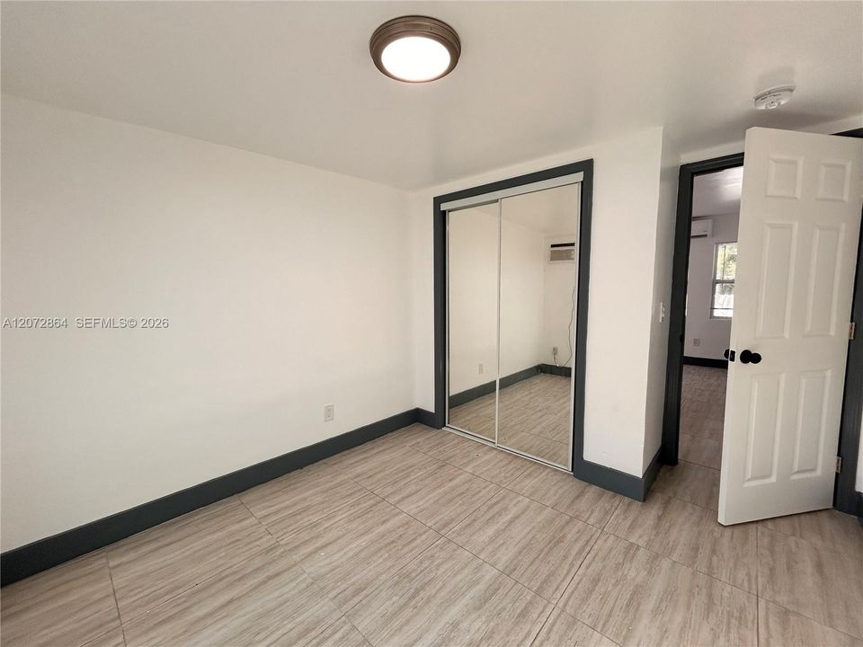В аренду: $1,500 (1 спален, 1 ванн, 730 Квадратных фут)