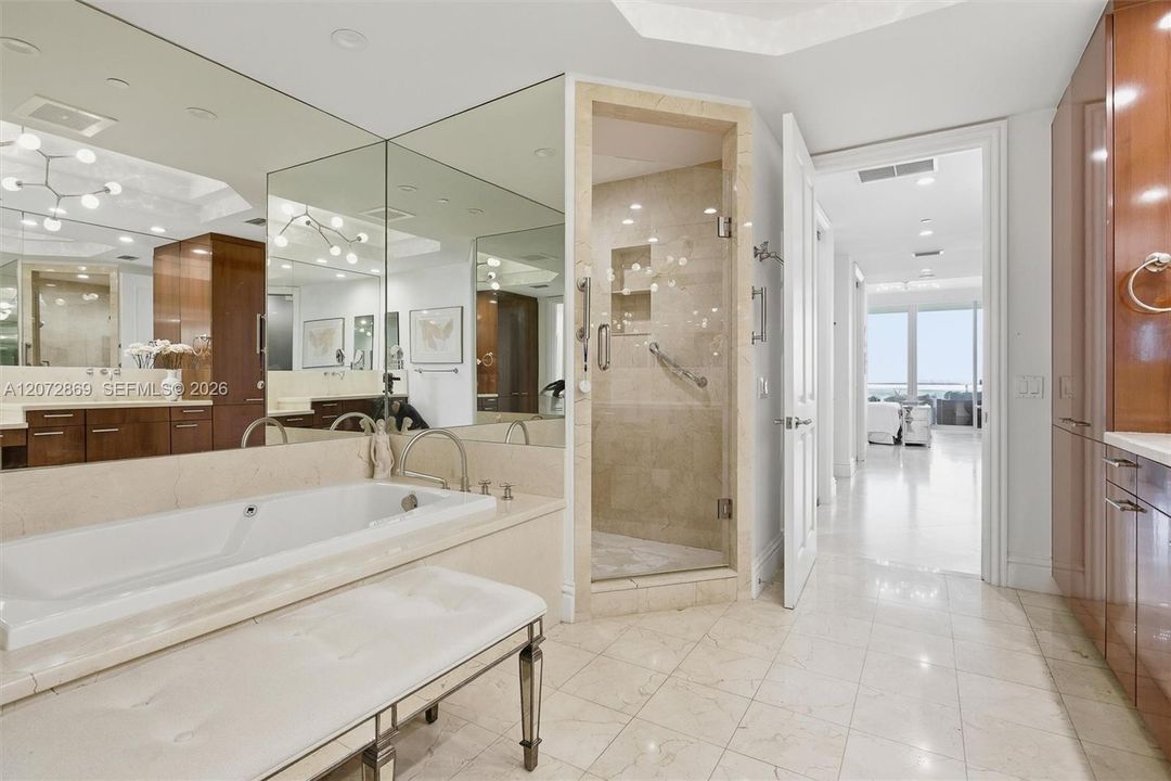 For Sale: $6,500,000 (3 beds, 3 baths, 3289 Square Feet)