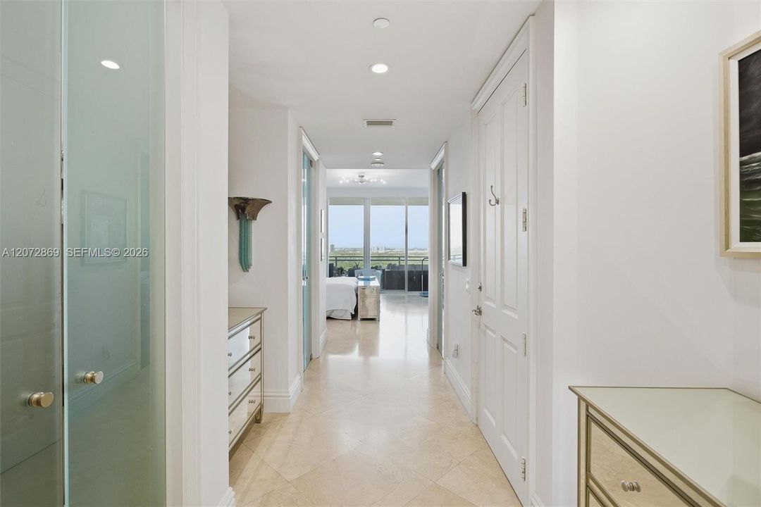 For Sale: $6,500,000 (3 beds, 3 baths, 3289 Square Feet)