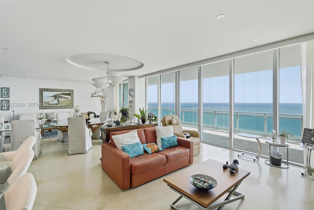 For Sale: $6,500,000 (3 beds, 3 baths, 3289 Square Feet)