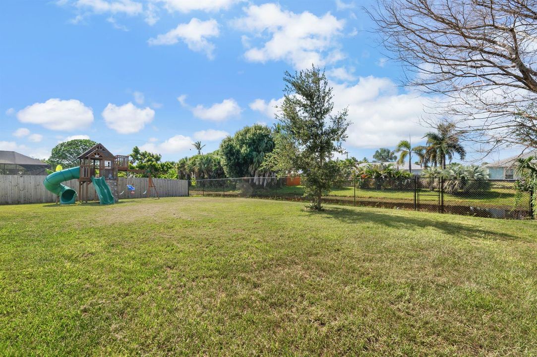 26-web-or-mls-2349 SE Master Ave - 26