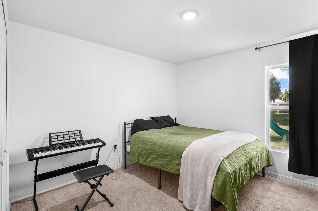 12-web-or-mls-2349 SE Master Ave - 12