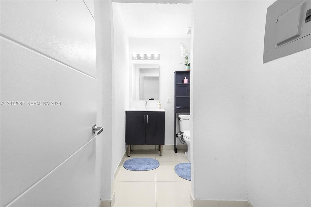 For Sale: $395,000 (4 beds, 3 baths, 1434 Square Feet)