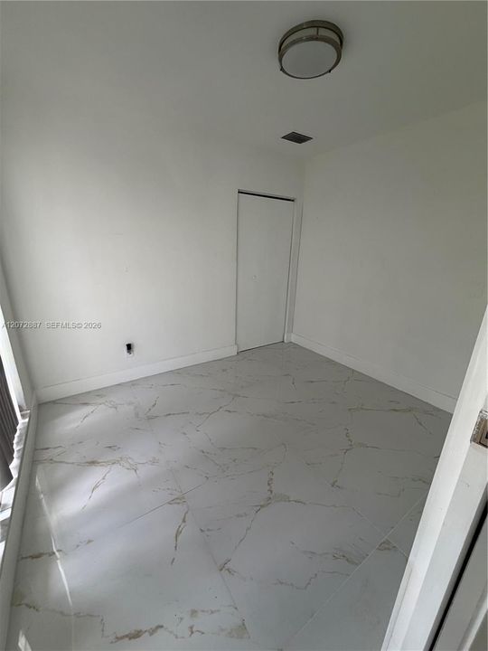 В аренду: $3,800 (3 спален, 2 ванн, 1815 Квадратных фут)