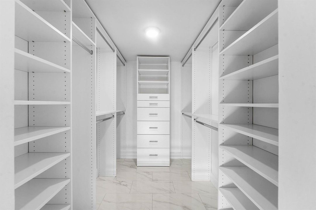 016-12870BriarlakeDrive-106-PalmBeachGar