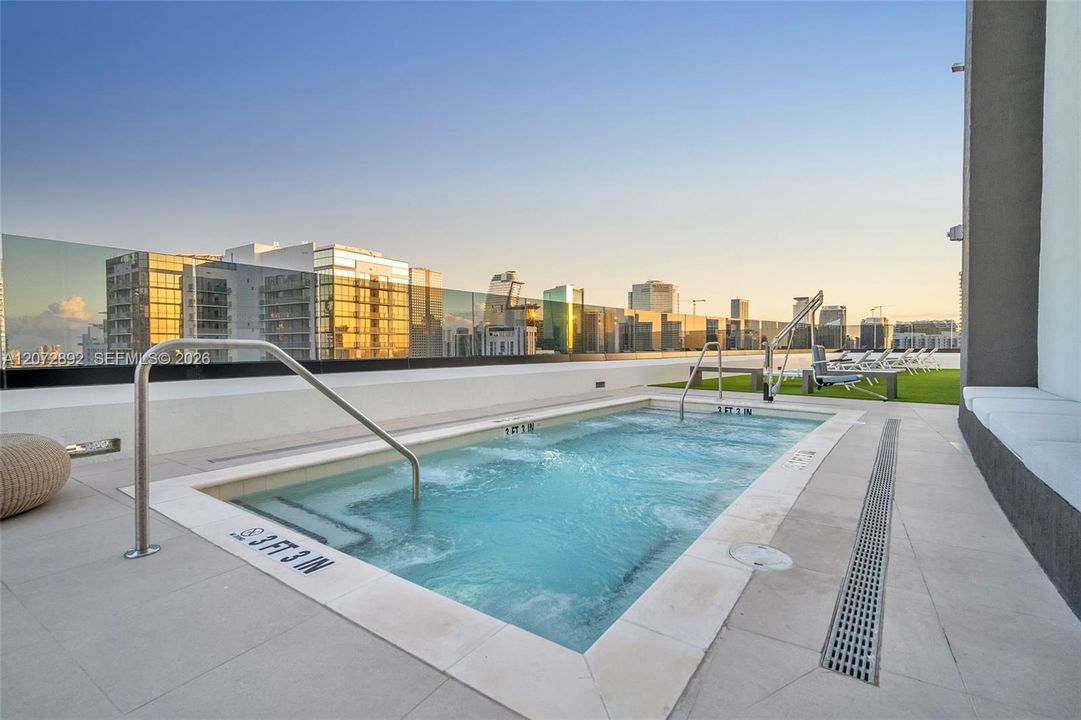 En Venta: $500,000 (1 camas, 1 baños, 527 Pies cuadrados)