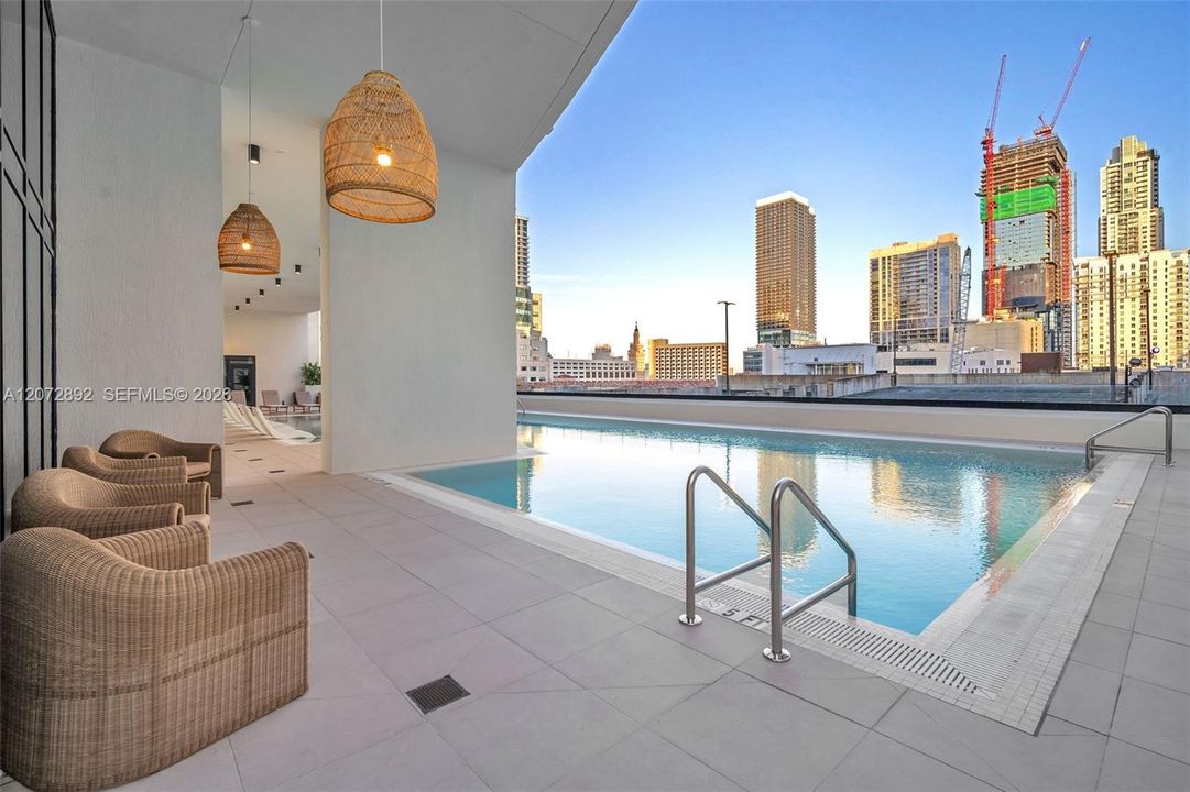 En Venta: $500,000 (1 camas, 1 baños, 527 Pies cuadrados)