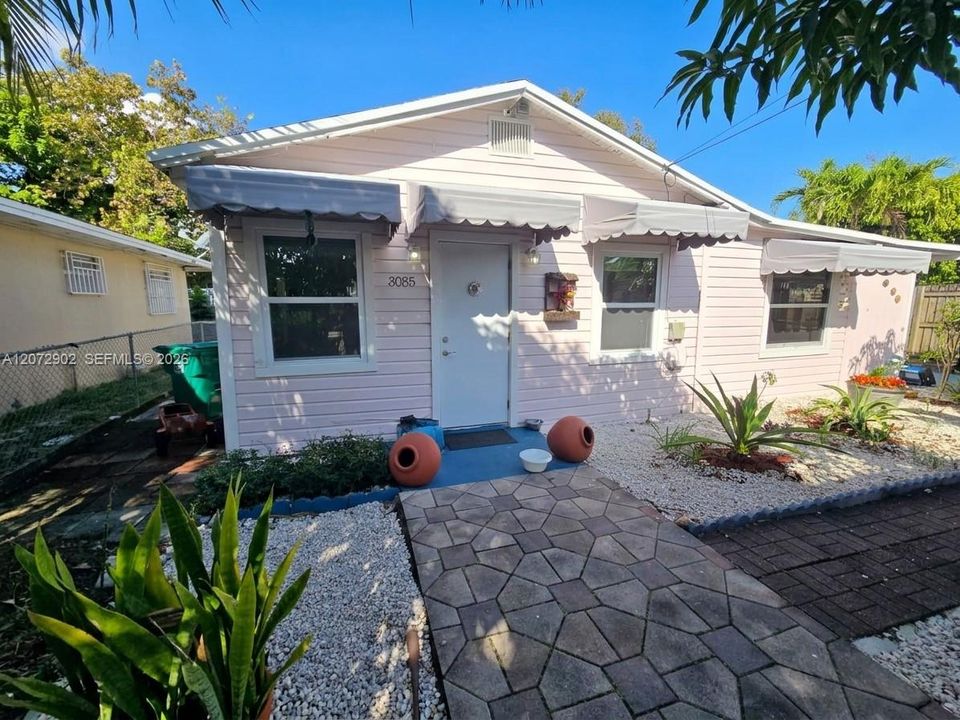For Sale: $779,900 (0 beds, 0 baths, 1877 Square Feet)