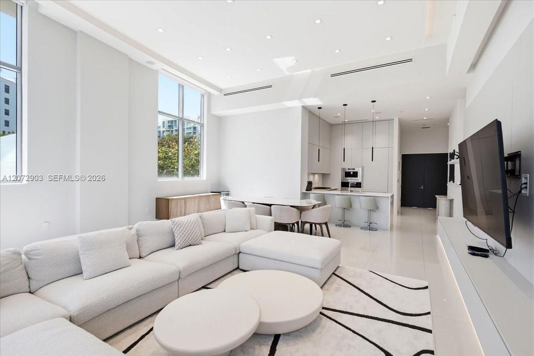 For Rent: $15,000 (4 beds, 4 baths, 2587 Square Feet)