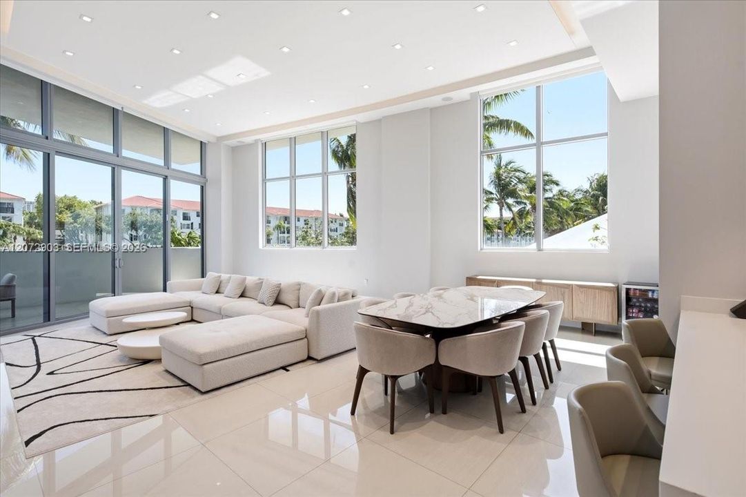 For Rent: $15,000 (4 beds, 4 baths, 2587 Square Feet)