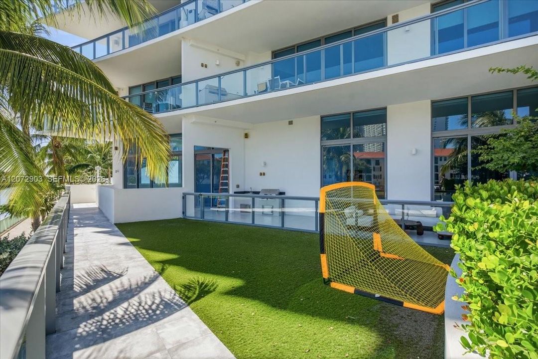 For Rent: $15,000 (4 beds, 4 baths, 2587 Square Feet)