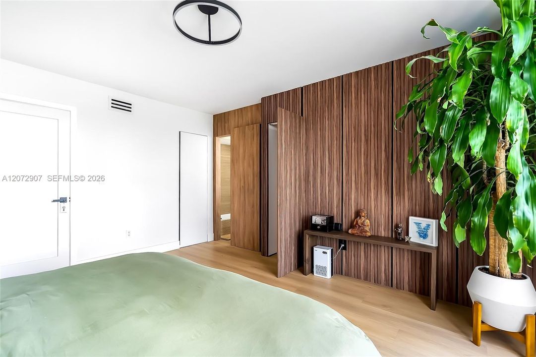 For Rent: $3,900 (2 beds, 2 baths, 1495 Square Feet)