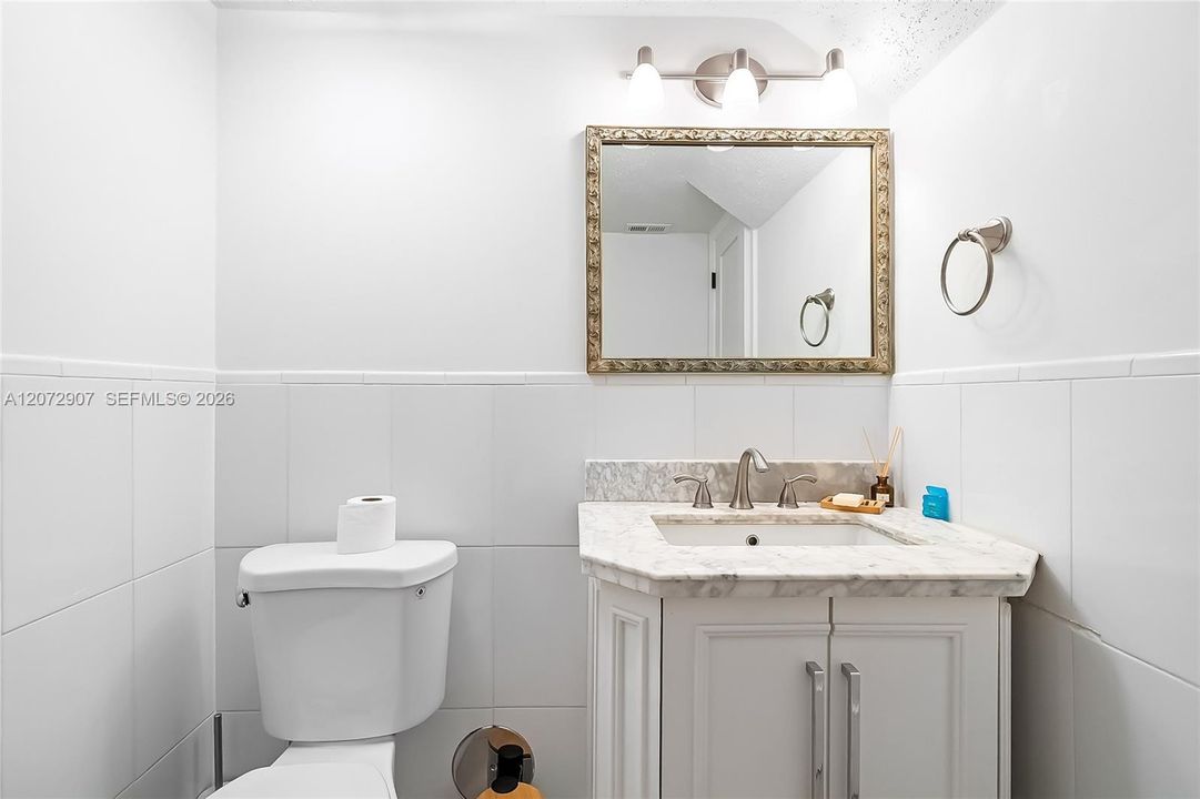 For Rent: $3,900 (2 beds, 2 baths, 1495 Square Feet)
