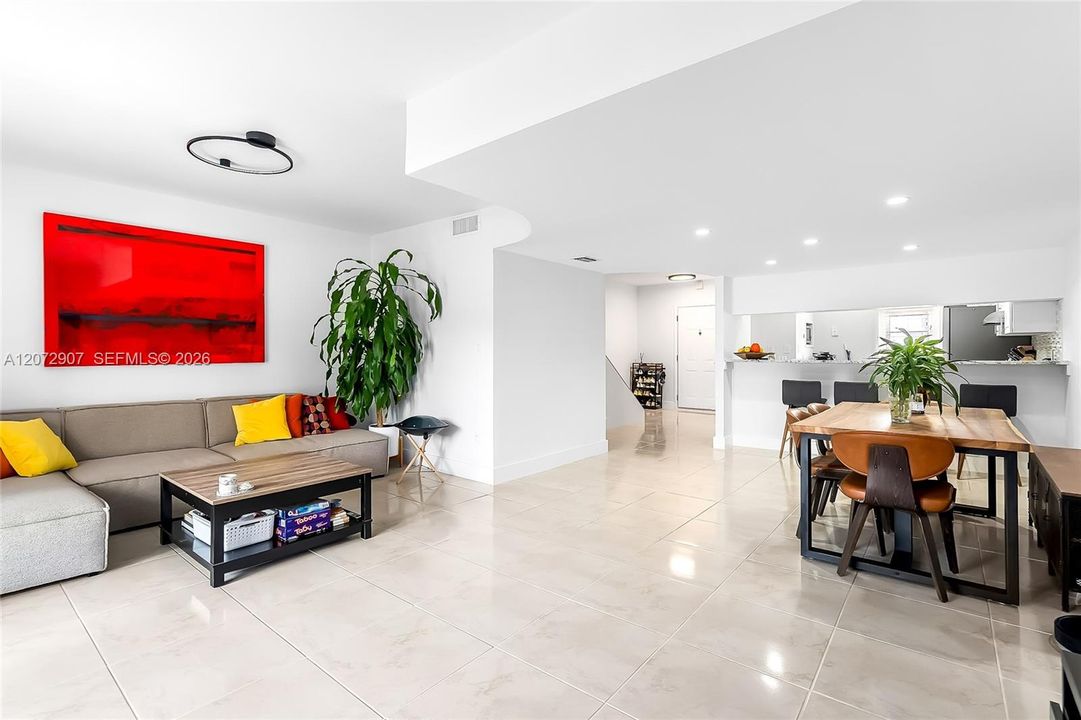 For Rent: $3,900 (2 beds, 2 baths, 1495 Square Feet)