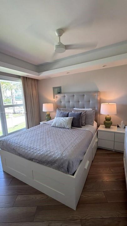 For Sale: $864,000 (2 beds, 1 baths, 1060 Square Feet)