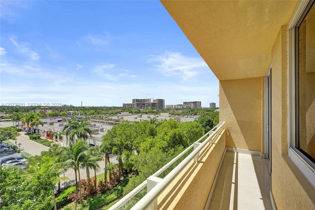 En Venta: $750,000 (3 camas, 2 baños, 1367 Pies cuadrados)
