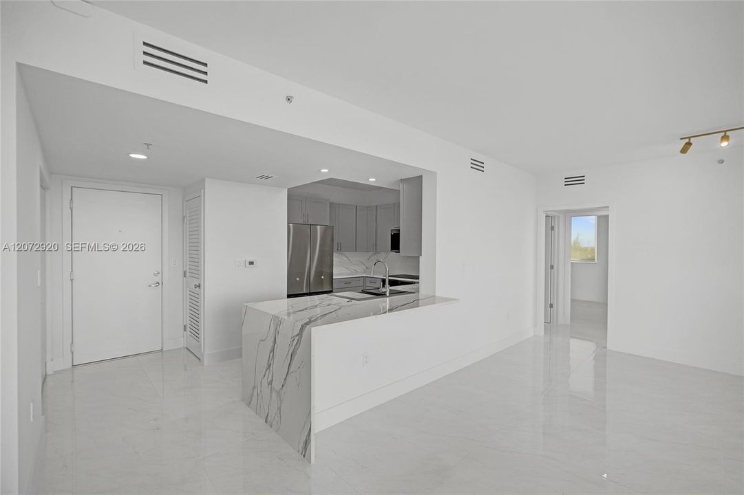 En Venta: $750,000 (3 camas, 2 baños, 1367 Pies cuadrados)