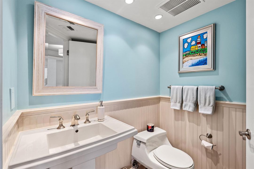 POWDER ROOM