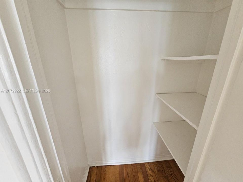 В аренду: $1,500 (0 спален, 1 ванн, 450 Квадратных фут)