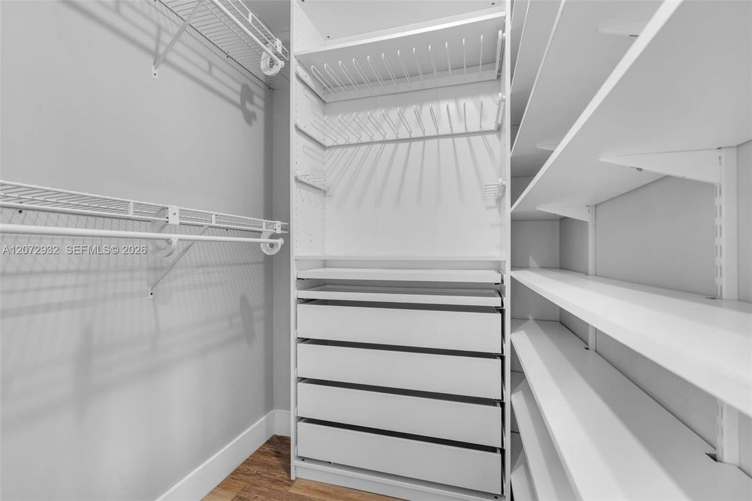 For Rent: $4,500 (4 beds, 2 baths, 1844 Square Feet)