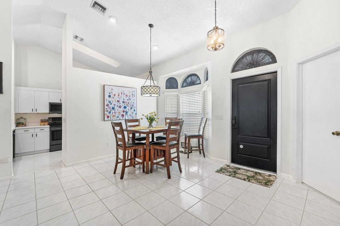 007-12842MeadowbendDrive-Wellington-FL-3