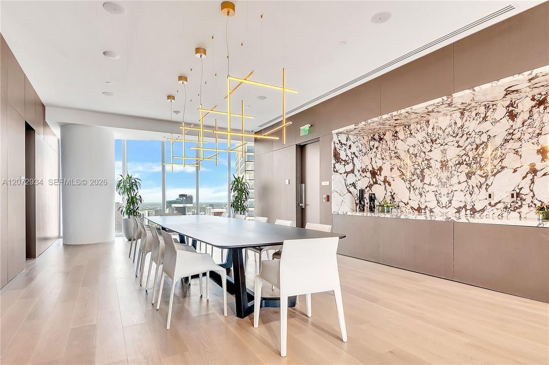 Club room / private dining