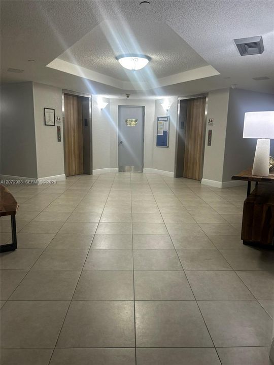 For Sale: $200,000 (2 beds, 2 baths, 1100 Square Feet)