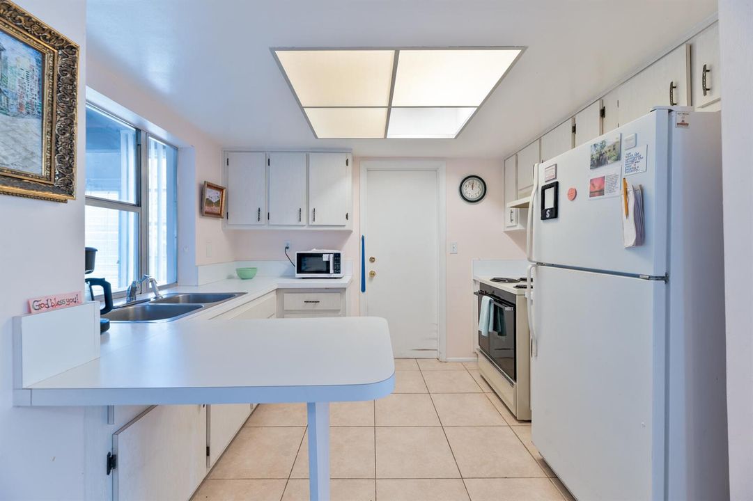 20260729 - 4500 NW 47th Ct - MR-10