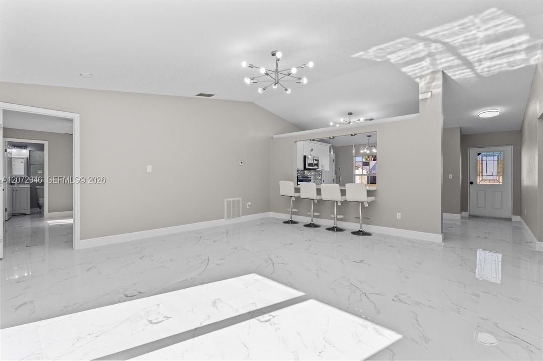 For Rent: $2,100 (3 beds, 2 baths, 0 Square Feet)