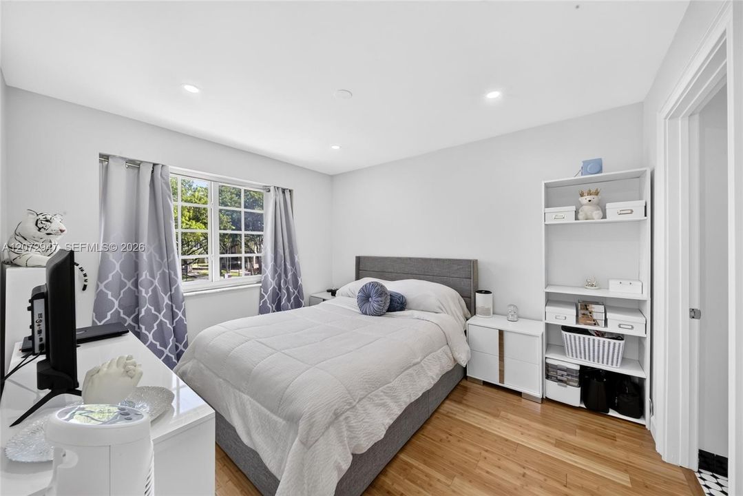En Venta: $270,000 (1 camas, 1 baños, 770 Pies cuadrados)