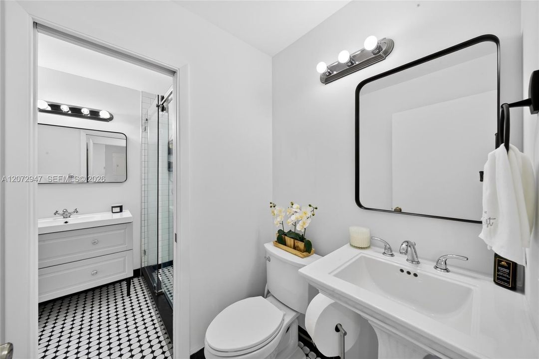 En Venta: $270,000 (1 camas, 1 baños, 770 Pies cuadrados)